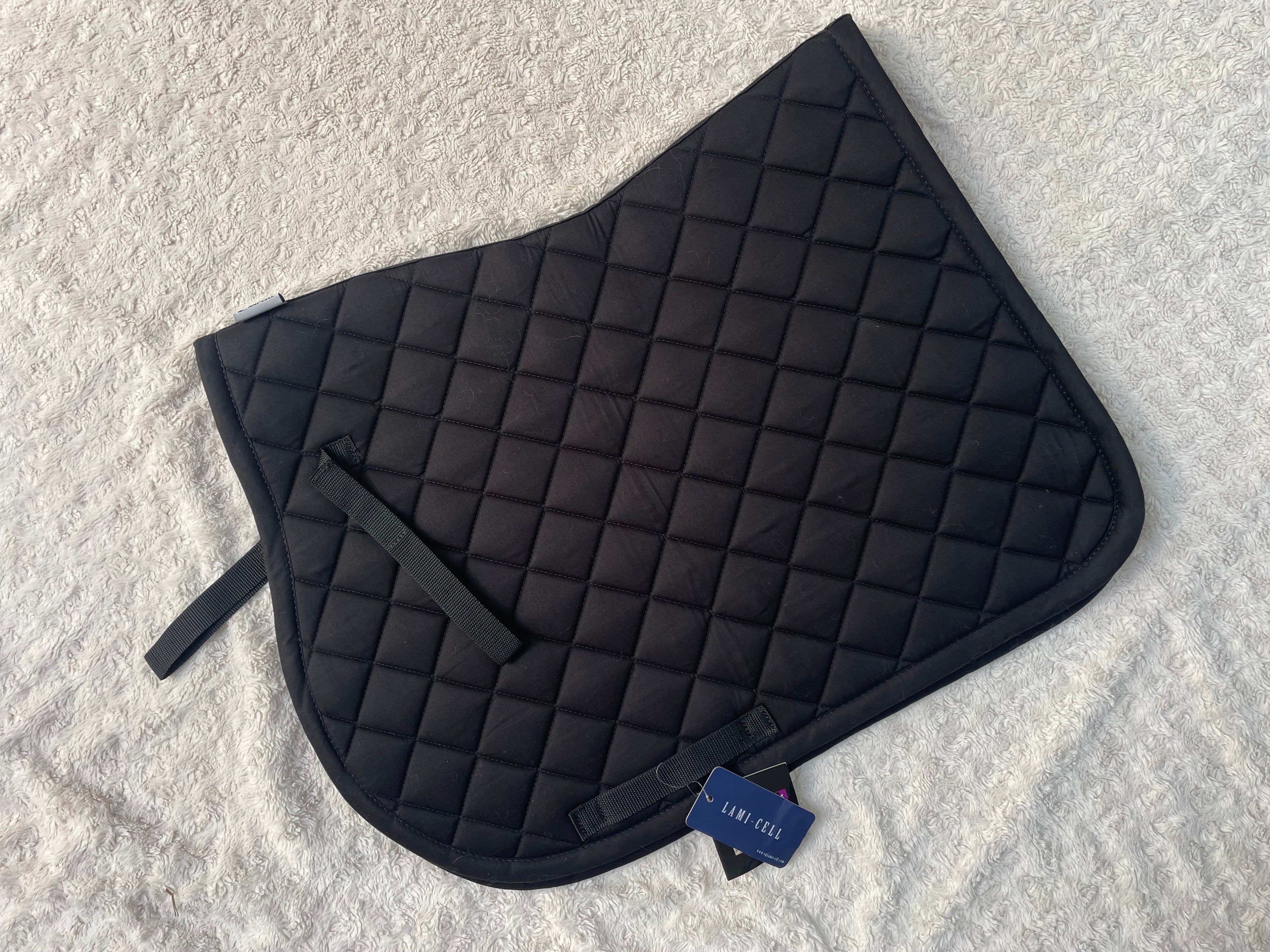 TAPIS CARRE NOIR