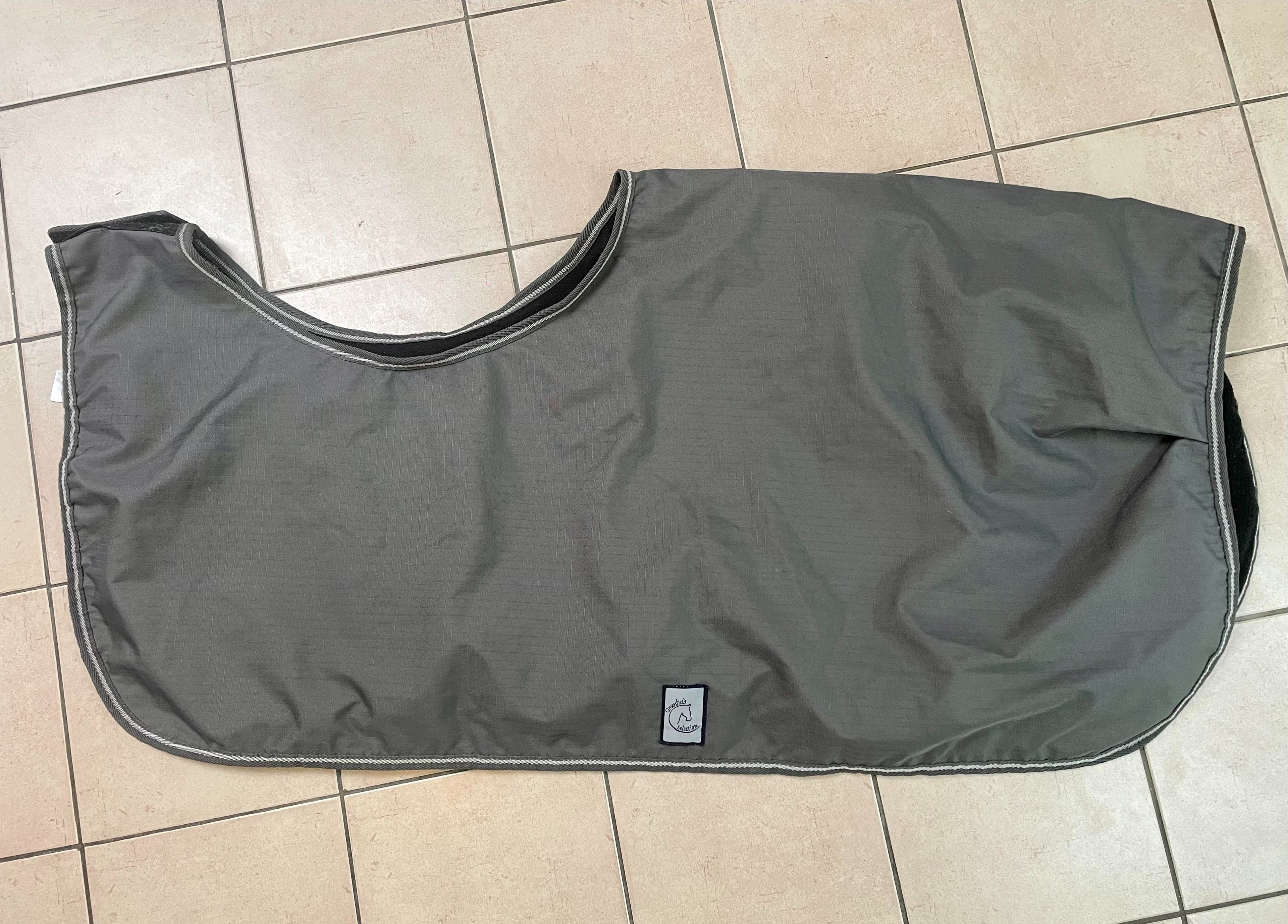 COUVRE REINS IMPERMEABLE